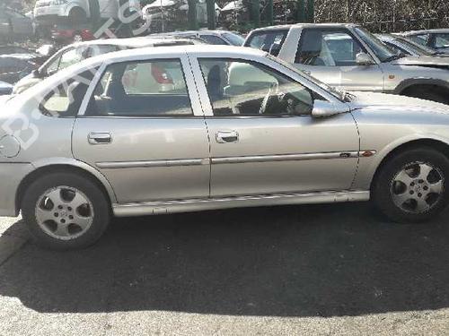 Right headlight OPEL VECTRA B (J96) 1.8 i 16V (F19) | BP2818394C29 