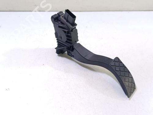 Used Pedal VW GOLF VII (5G1, BQ1, BE1, BE2) 1.6 TDI (110 hp) 17492860