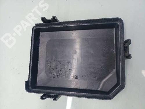 Fuse box OPEL ASTRA K (B16) | BP9968131E1