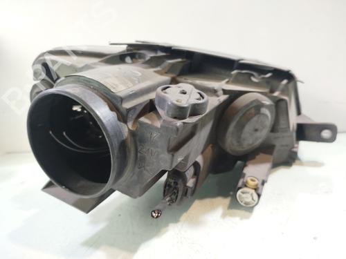 Left headlight VW PASSAT B6 (3C2) 2.0 TDI 16V | BP30121827C28