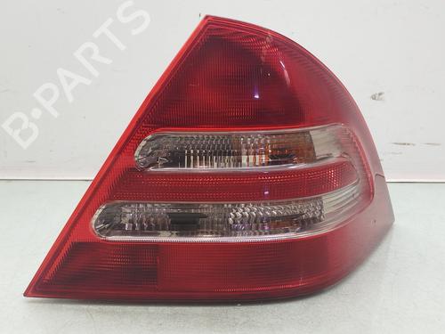 Used Right taillight MERCEDES-BENZ C-CLASS (W203) C 200 CDI (203.007) (122 hp) 29357064