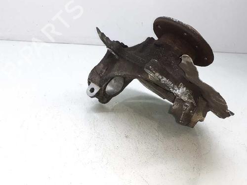 Used Right front steering knuckle BMW 1 (E87) 118 d (143 hp) 8248447
