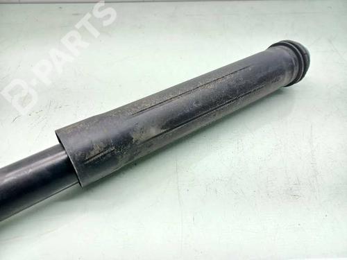 Left rear shock absorber TOYOTA YARIS (_P13_) 1.5 Hybrid (NHP130_, NHP130) | BP11022842M18 