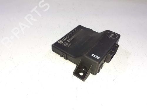 Elektronisk modul AUDI A4 B8 Avant (8K5) [2007-2017]  1307986