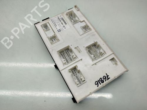 Used Fuse box Fuse box MERCEDES-BENZ GLA-CLASS (X156) GLA 220 CDI 4-matic (156.905) (170 hp) 29357053 29357053