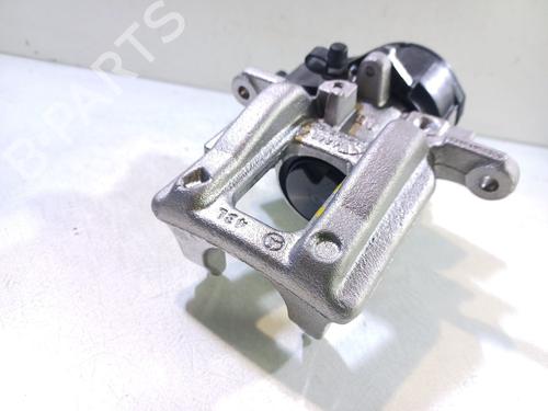 Used Left rear brake caliper MERCEDES-BENZ VITO Van (W447) eVITO (447.603, 447.605) (116 hp) 22799460