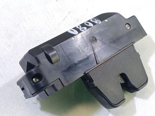 Used Tailgate lock CITROËN C8 (EA_, EB_) 2.2 HDi (128 hp) 27098243