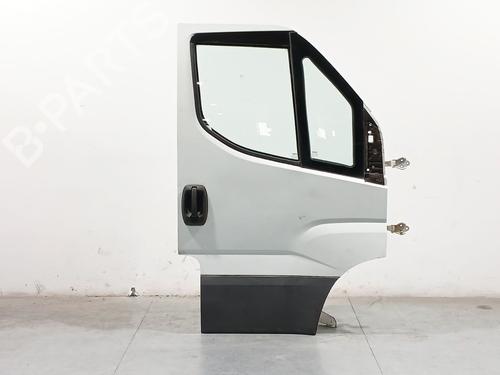Porta frente direita Porta frente direita IVECO DAILY VI Van 35S16, 35C16, 40C16, 50C16, 70C16 (160 hp) 36037586 36037586