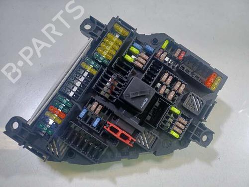 Fuse box BMW X3 (F25) xDrive 20 d | BP15611212E1 