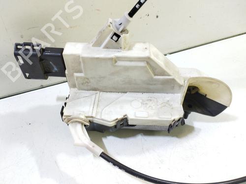 Used Front left lock PEUGEOT 308 I (4A_, 4C_) 1.6 HDi (90 hp) 18407451