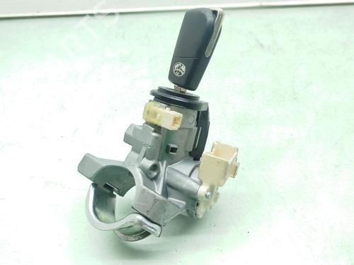 ignition-barrel-toyota-verso-_r2_-2009-2010-2011-2012-2013-2014-2015-2016-2017-2018-38252487 main image