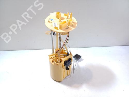 Used Fuel pump LAND ROVER DISCOVERY SPORT (L550) 2.0 D (150 hp) 31837574