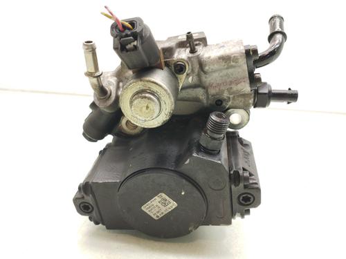 Used Injection pump MERCEDES-BENZ B-CLASS Sports Tourer (W246, W242) B 200 CDI (246.201) (136 hp) 18411788