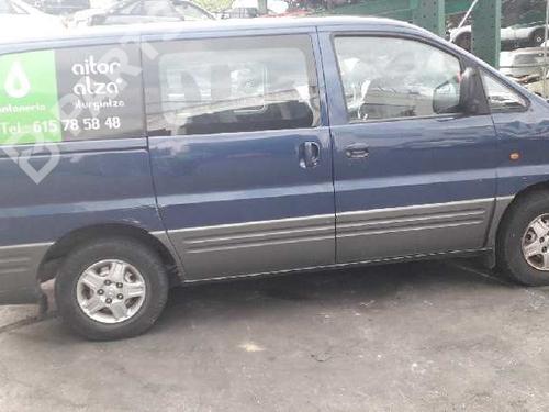 Left front indicator HYUNDAI H-1 Van (A1) 2.5 TD | BP3246362C32 