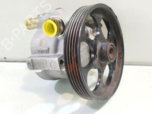 Used Steering pump OPEL VIVARO A Van (X83) 1.9 DTI (F7) (101 hp) 30111397