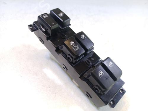 Used Left front window switch HYUNDAI SANTA FÉ II (CM) 2.2 CRDi (155 hp) 25735778