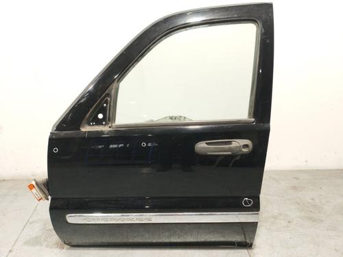Used Left front door JEEP CHEROKEE (KJ) 2.8 CRD 4x4 (163 hp) 25879857