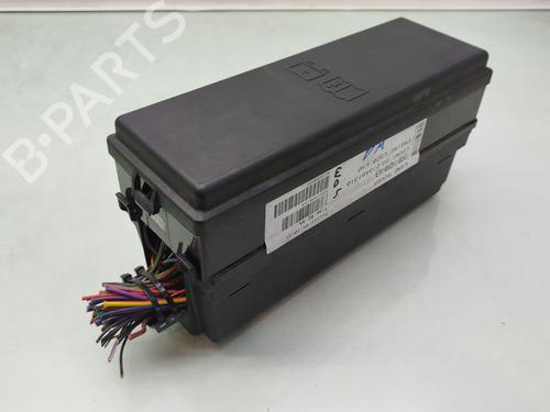 Used Fuse box LAND ROVER RANGE ROVER SPORT I (L320) 3.0 D 4x4 (256 hp) 31852773