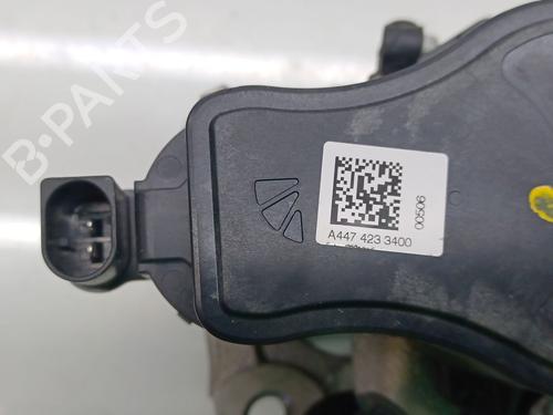 Right rear brake caliper MERCEDES-BENZ V-CLASS (W447) V 300 CDI / d 4-matic (447.811, 447.813) | BP29133352M106