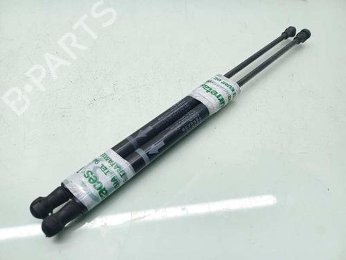 Used Tailgate lift support TOYOTA YARIS (_P13_) 1.5 Hybrid (NHP130_, NHP130) (101 hp) 14308573