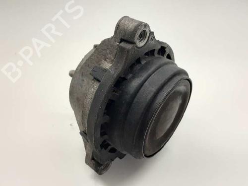 Used Engine mount BMW 3 Touring (F31) 318 d (143 hp) 8796591