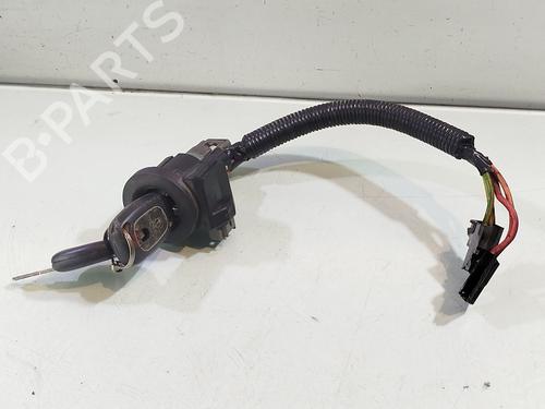 Used Ignition barrel OPEL VIVARO A Van (X83) 1.9 DTI (F7) (101 hp) 30295986