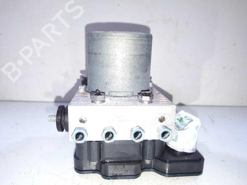 Used ABS pump MERCEDES-BENZ VITO Van (W447) [2014-2025]  13047805
