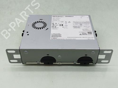 Used Radio Radio RENAULT CLIO V (B7_) 1.0 LPG (B7MT) (101 hp) 33824735 33824735