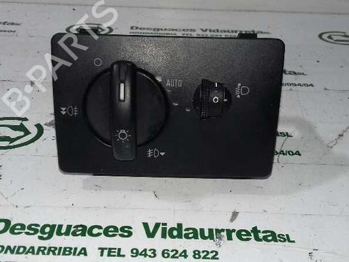 Used Headlight switch FORD FIESTA V (JH_, JD_) 1.4 TDCi (68 hp) 1317645