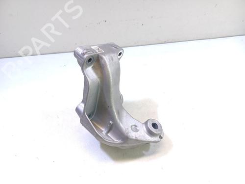 Used Engine mount MERCEDES-BENZ V-CLASS (W447) V 250 CDI / d (447.811, 447.813, 447.815) (190 hp) 27627181
