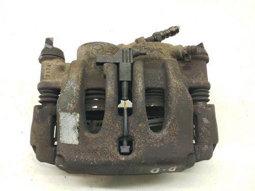 Used Right front brake caliper MERCEDES-BENZ VITO / MIXTO Van (W639) 109 CDI (639.601, 639.603, 639.605) (95 hp) 32165356