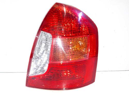 Used Right taillight HYUNDAI ACCENT III (MC) 1.4 GL (97 hp) 5274079