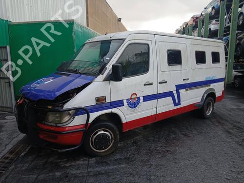 Used Parts MERCEDES-BENZ SPRINTER 4-t Bus (B904) 416 CDI (904.662, 904.663) 4637400