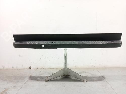 Paraurti posteriore Paraurti posteriore IVECO DAILY VI Van 35S16, 35C16, 40C16, 50C16, 70C16 (160 hp) 38285736 38285736