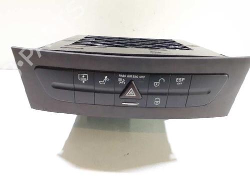 Switch MERCEDES-BENZ CLS (C219) CLS 320 CDI (219.322) | BP7637278I30 