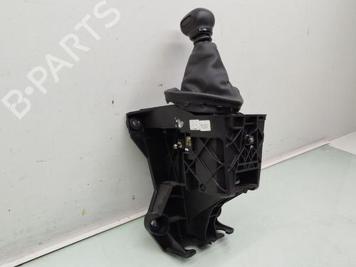 Gear lever OPEL VIVARO C Van (K0) 1.5 | BP29421682M90 