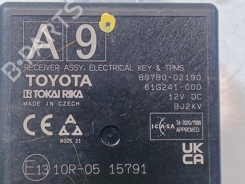 Electronic module TOYOTA COROLLA Hatchback (_E21_, _EA1_, _EH1_) 1.8 Hybrid (ZWE211) | BP38414897M83 - Image 4