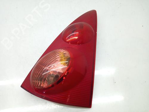 Used Right taillight PEUGEOT 107 (PM_, PN_) 1.0 (68 hp) 21050549