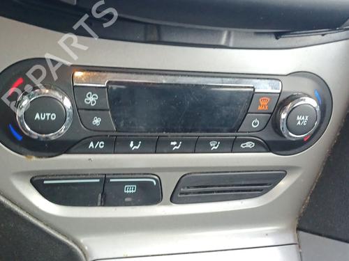 Fuse box FORD FOCUS III 1.6 TDCi | BP17195588E1 