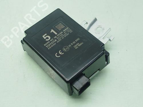 Used Electronic module Electronic module TOYOTA AURIS Estate (_E18_) 1.8 Hybrid (ZWE186_, ZWE186R, ZWE186H) (136 hp) 32066064 32066064