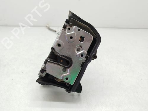 Used Front right lock BMW 3 (E46) 320 d (136 hp) 18093848