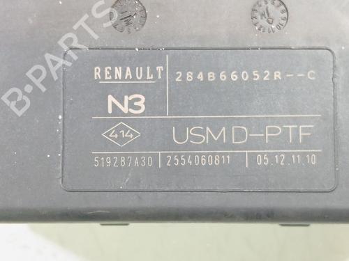 Fuse box RENAULT LAGUNA Coupe (DT0/1) 3.0 dCi (DT03) | BP40106730E1 - Image 4