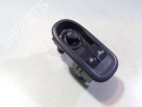 left-front-window-switch-renault-master-iii-platformchassis-ev-hv-uv-2010-35800919 main image