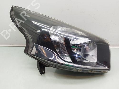 Used Right headlight Right headlight OPEL VIVARO B Van (X82) 1.6 CDTI (05) (116 hp) 35723811 35723811