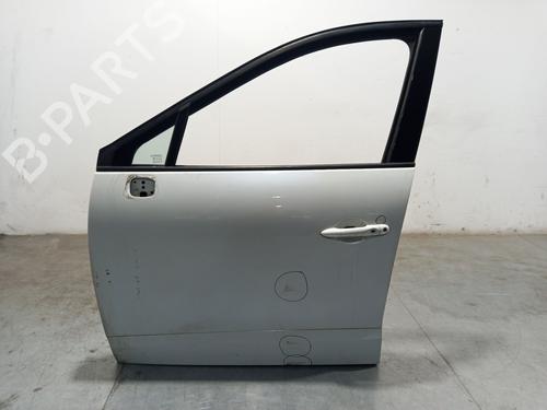 Used Left front door RENAULT SCÉNIC III (JZ0/1_) 1.6 dCi (JZ00, JZ12) (130 hp) 32240375