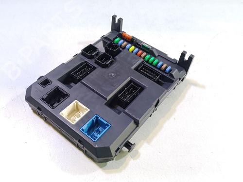 Used Fuse box Fuse box 28024668 28024668