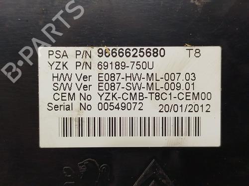 Instrument cluster PEUGEOT 5008 I Van (0U_) HDi (0U9HR8) | BP30752244C47