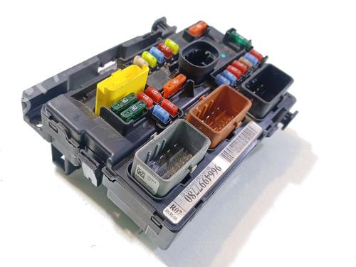 Used Fuse box Fuse box CITROËN C3 Picasso (SH_) 1.4 VTi 95 (SH8FSC, SH8FP0, SH8FP6) (95 hp) 35802090 35802090