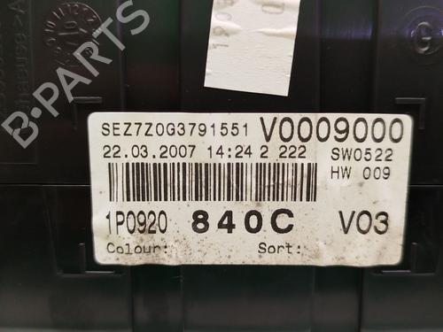 Instrument cluster SEAT LEON (1P1) 2.0 TDI 16V | BP27697597C47