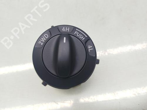Used Electronic module Electronic module MERCEDES-BENZ X-CLASS (470) X 250 d (470.230) (190 hp) 40107406 40107406